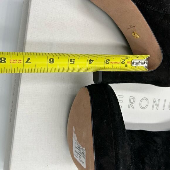 Women’s Veronica Beard, suede knee-high boots size 10 made in Brazil - Picture 4 of 8